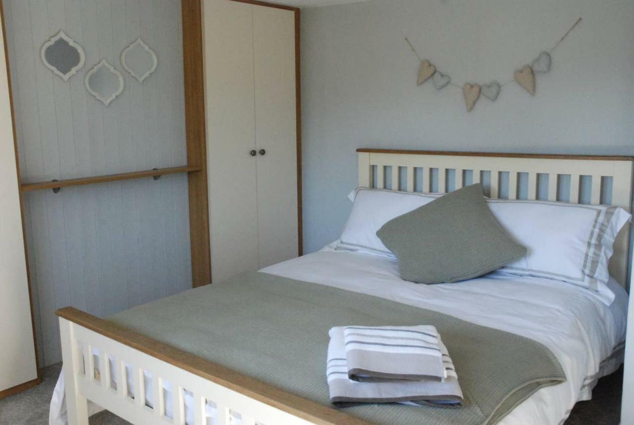 Hollyhock Cottage Ashford  Esterno foto
